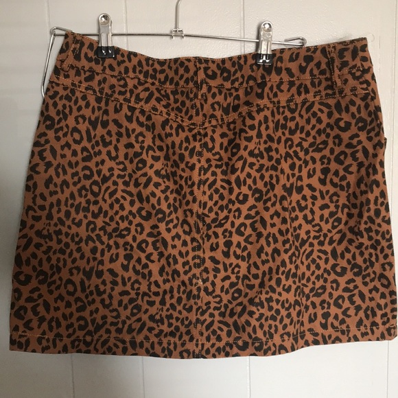 Cute Cheetah skirt - Picture 2 of 2